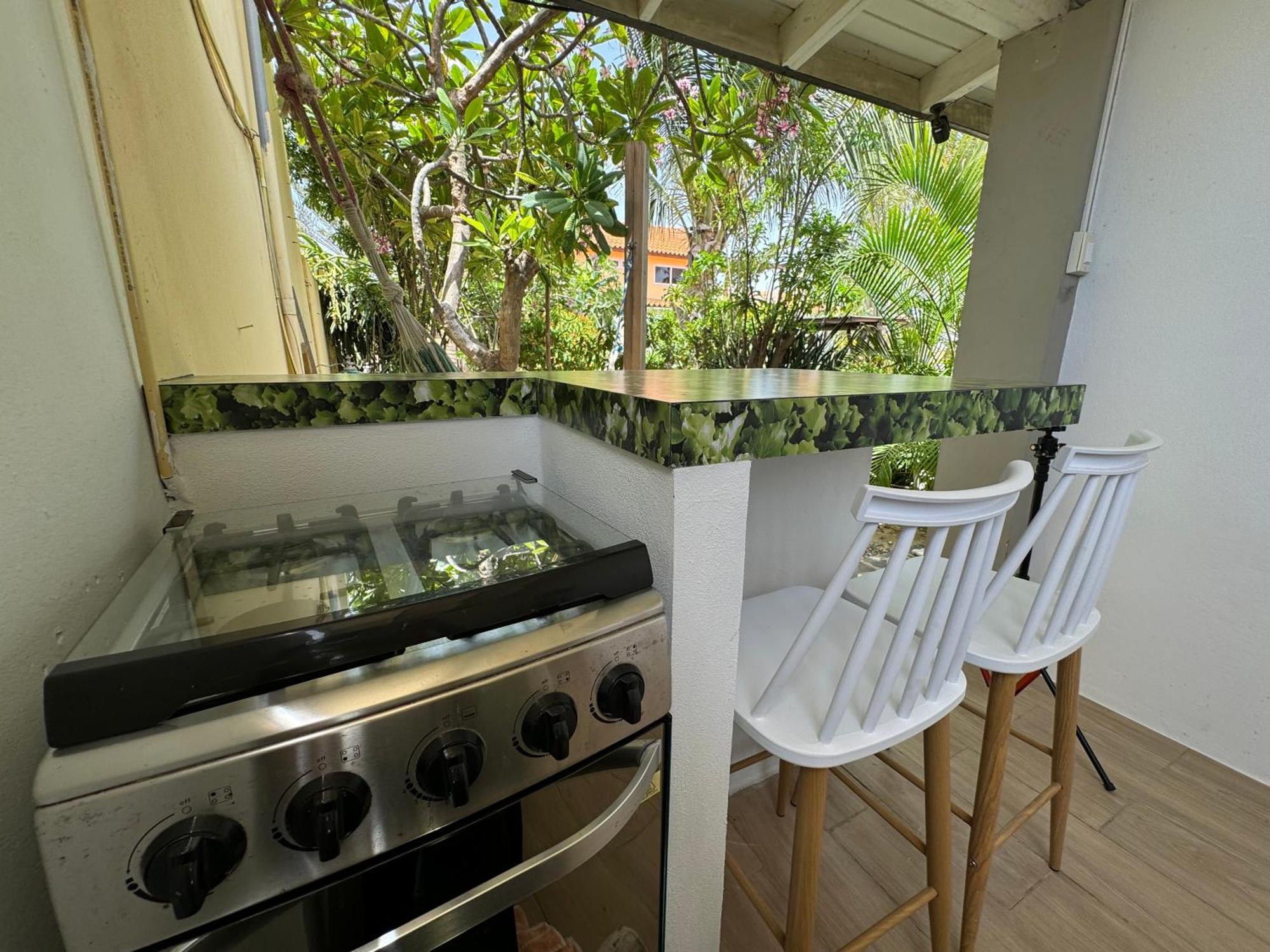 Apartamento Casalina Garden Palm Beach Exterior foto